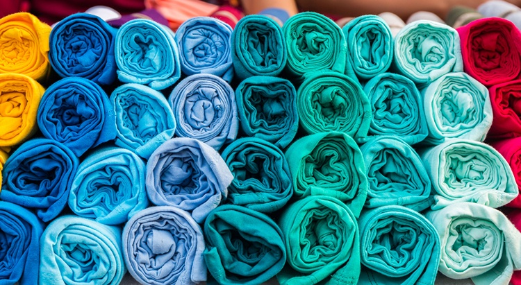 Is Polyester Warm?
